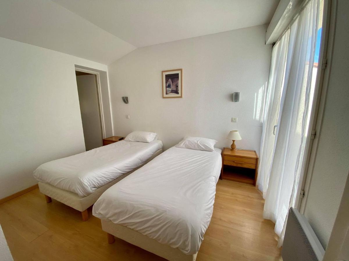 Hotel Restaurant La Dame Du Lac Monflanquin Εξωτερικό φωτογραφία
